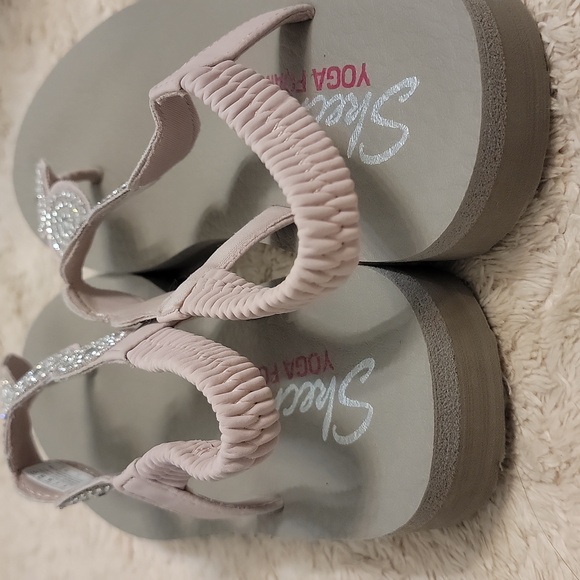 Woman's sketchers sandals - Picture 5 of 7